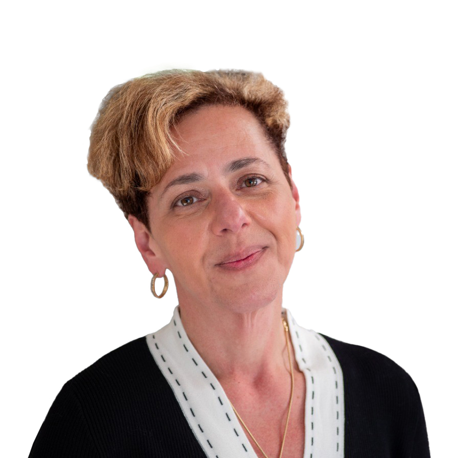 EllenMishalov_Headshot_Keyed