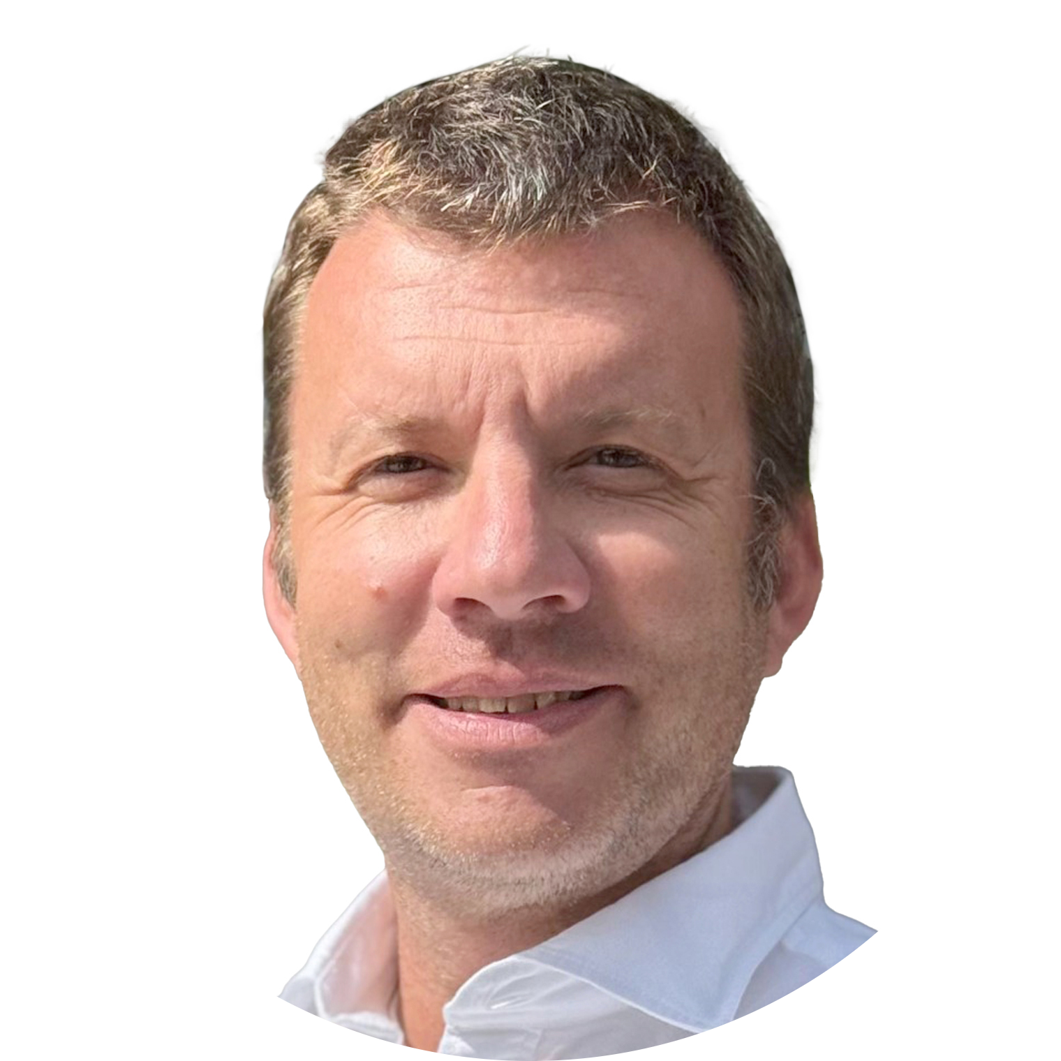 RemcoMunnik_Headshot_Keyed-modified